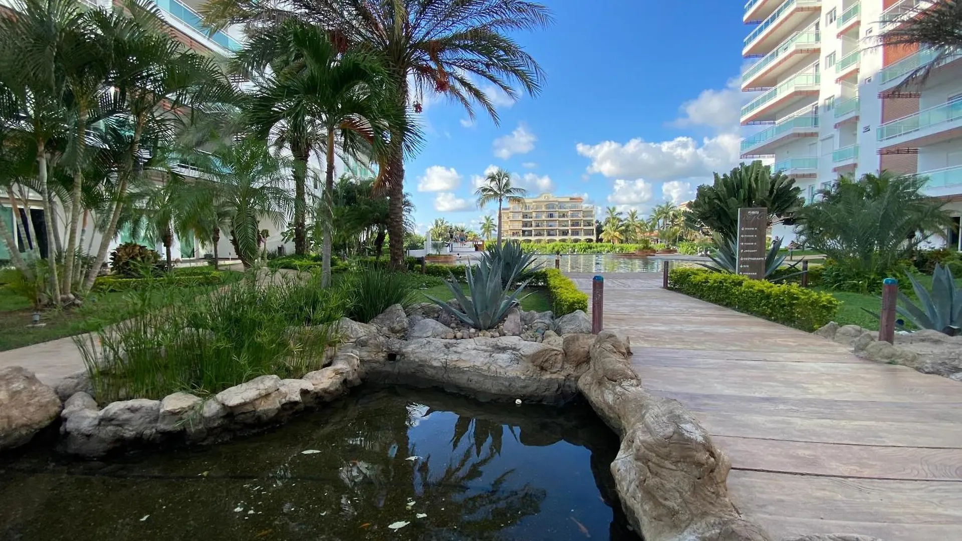 A 2 Min De La Playa , Vista Al Canal By G P S Rentas Mazatlan Apartment