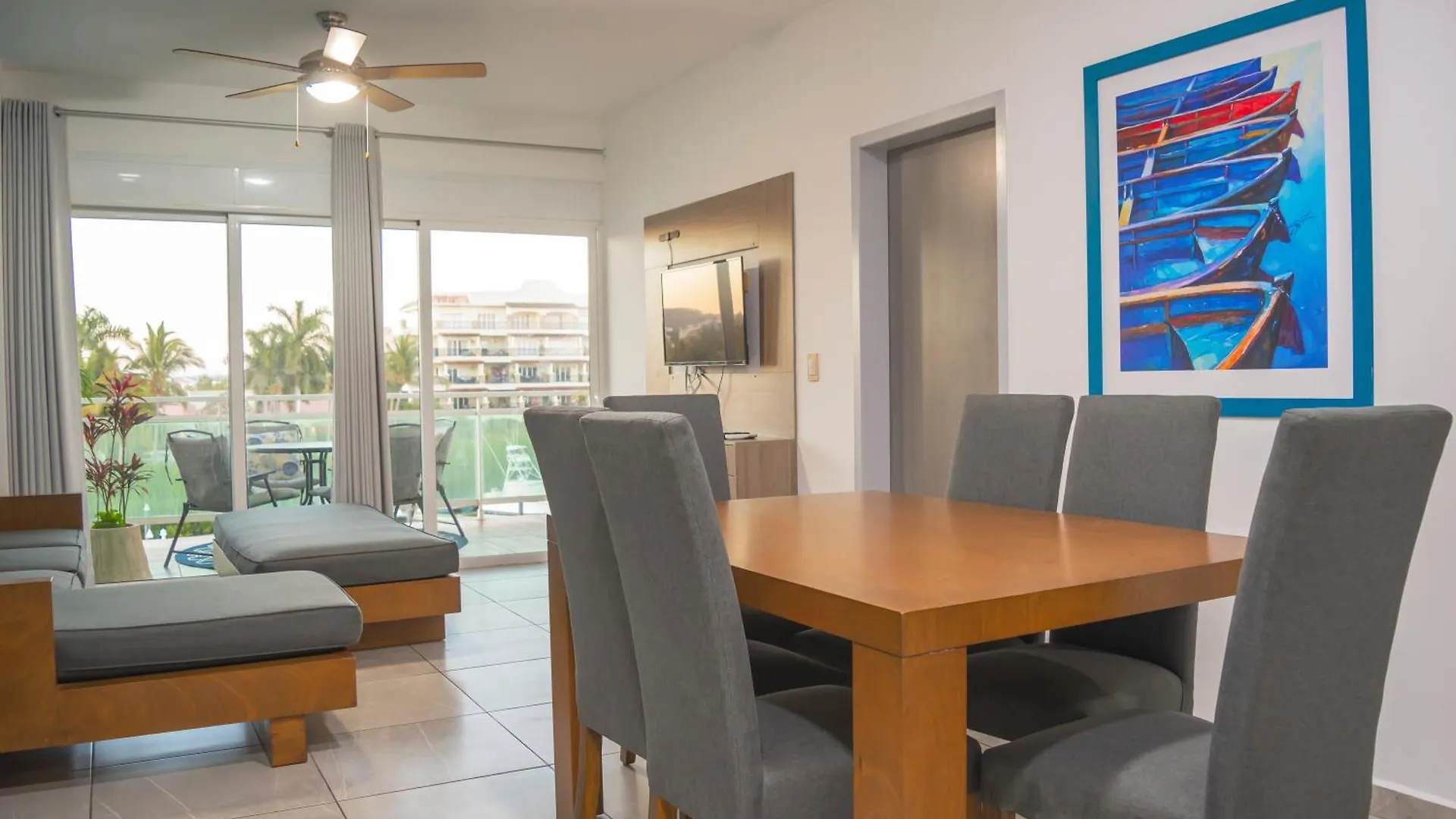 A 2 Min De La Playa , Vista Al Canal By G P S Rentas Mazatlan Apartment